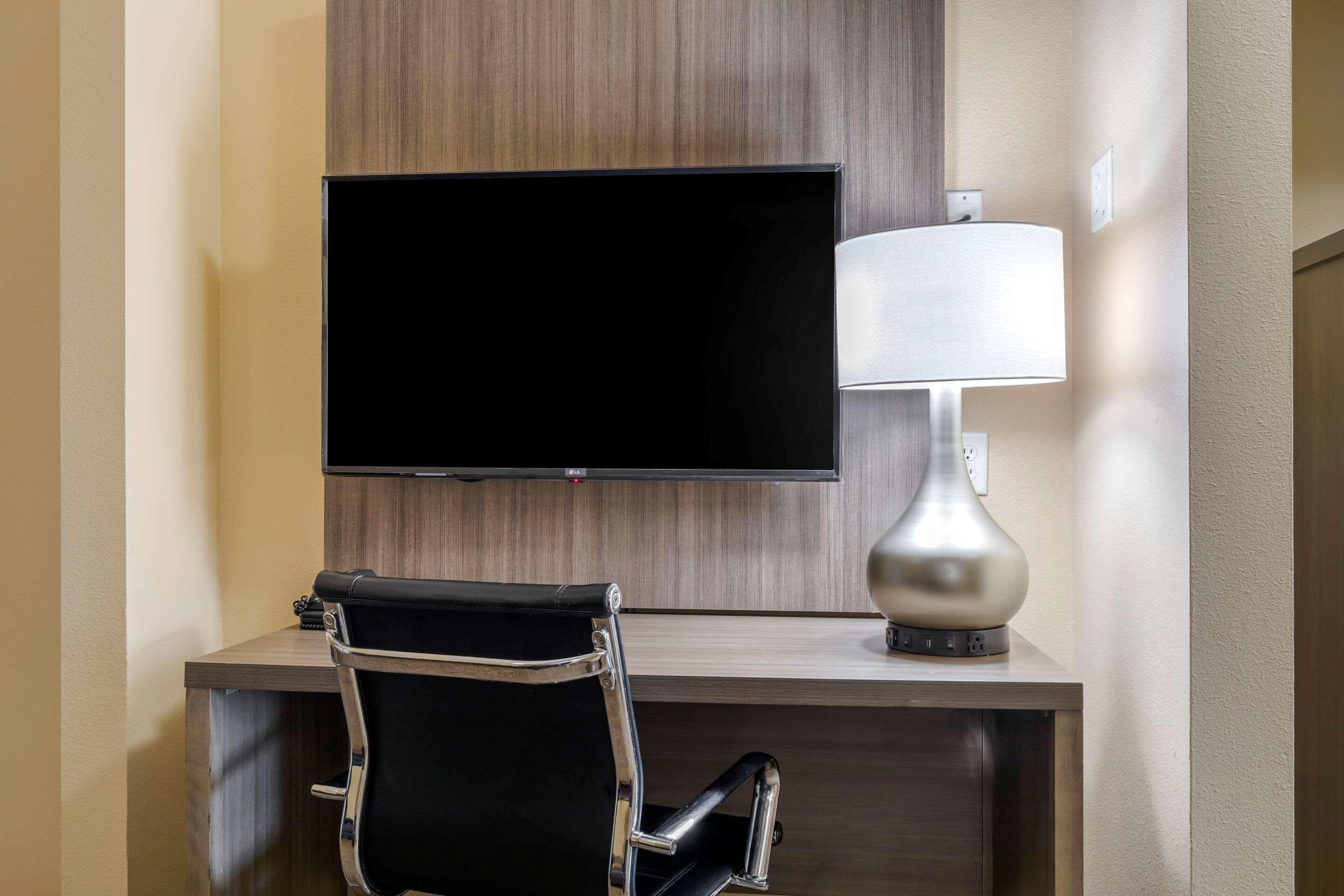 Comfort Suites Dfw Airport Ървинг Екстериор снимка