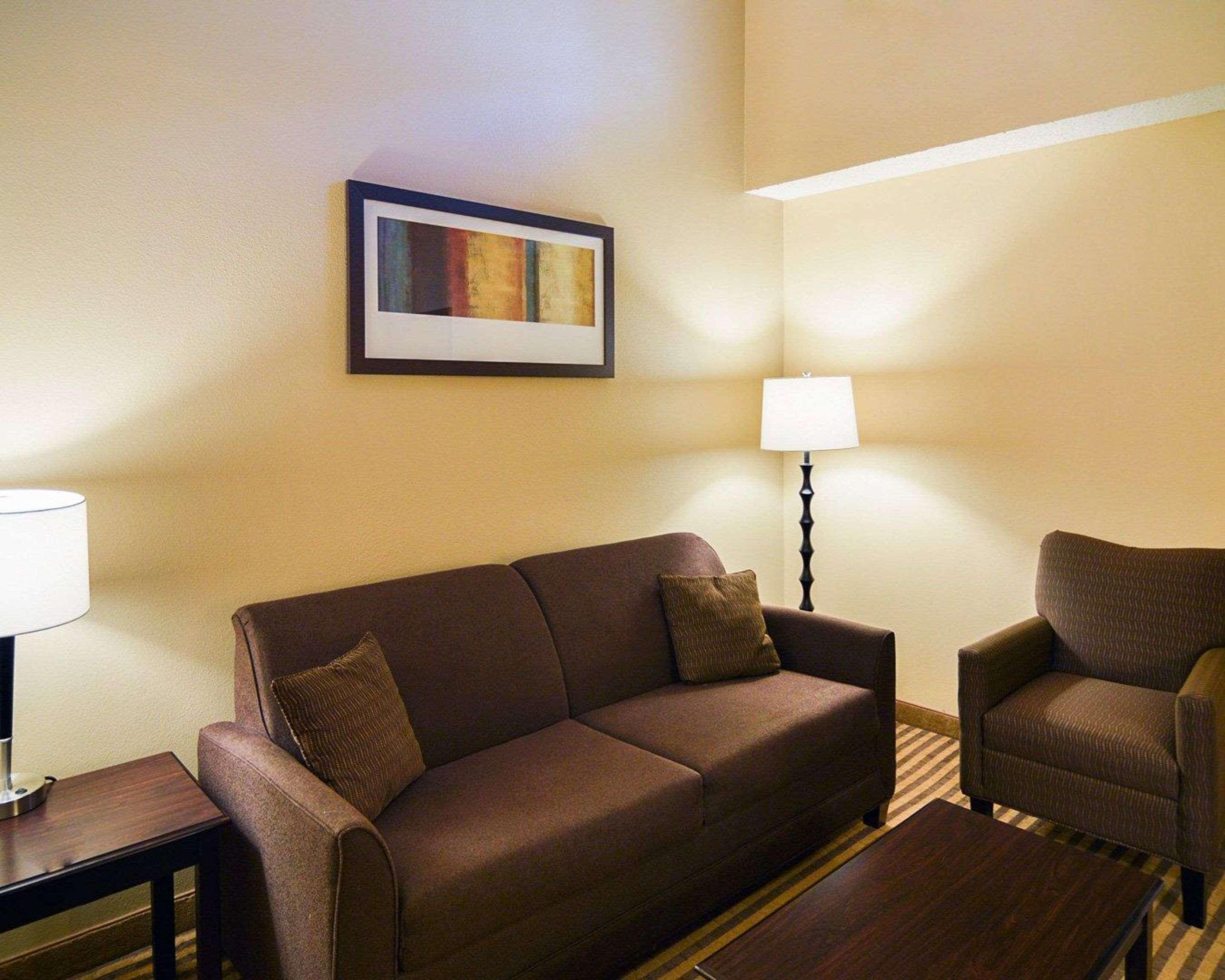 Comfort Suites Dfw Airport Ървинг Екстериор снимка