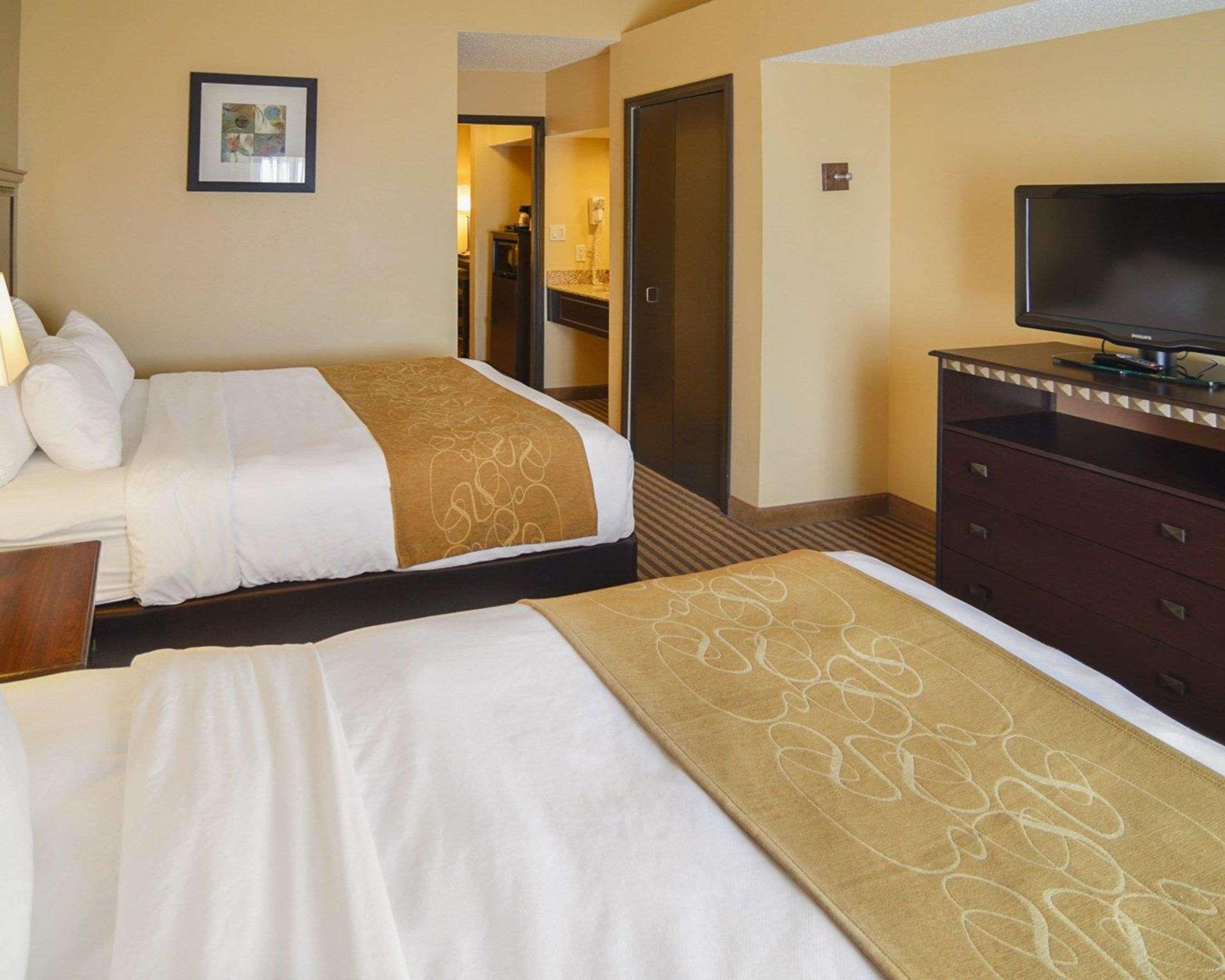 Comfort Suites Dfw Airport Ървинг Екстериор снимка