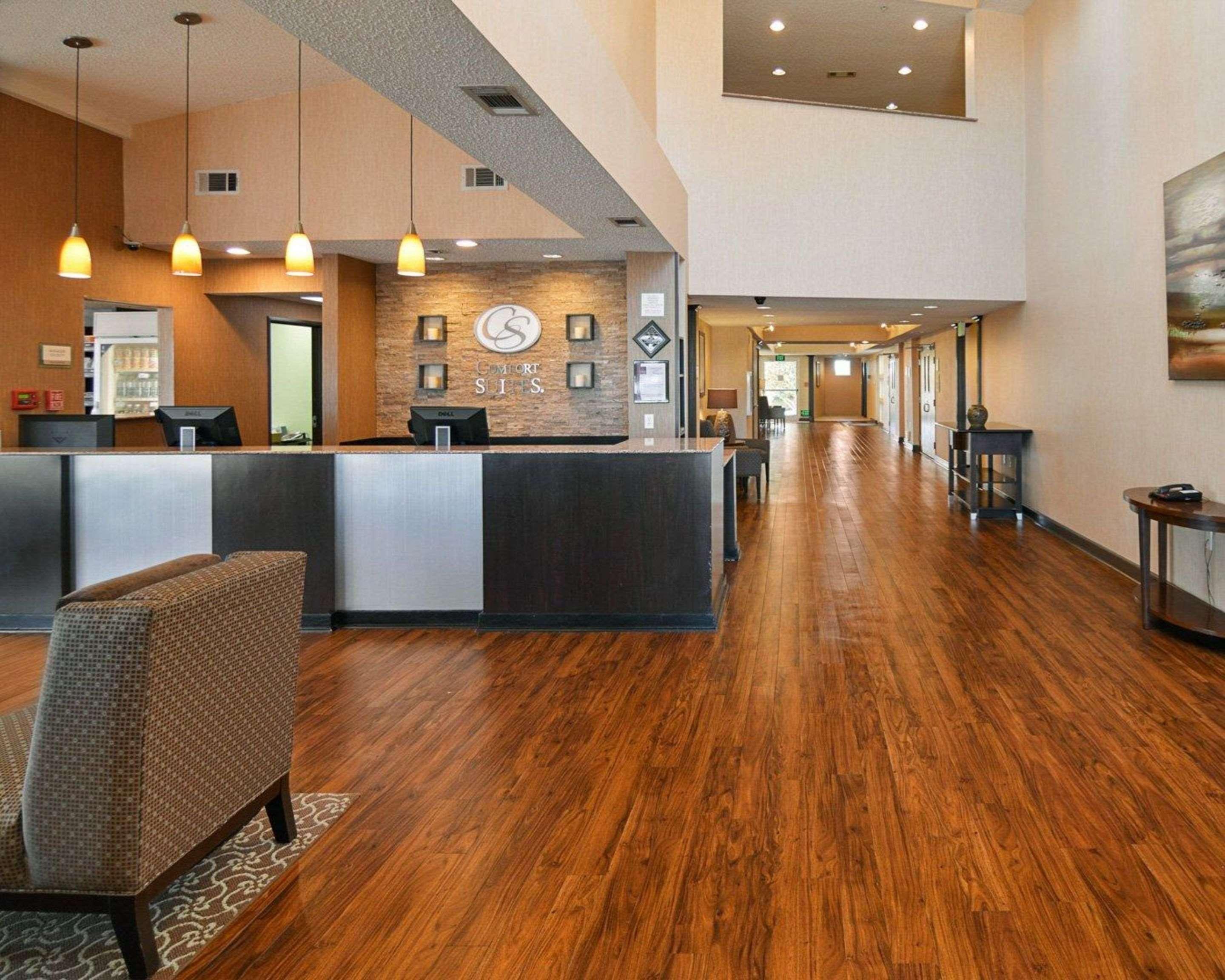 Comfort Suites Dfw Airport Ървинг Екстериор снимка
